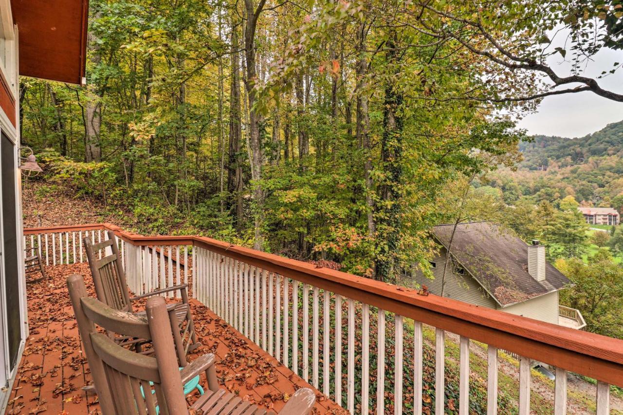 Rustic Red Cabin With Deck In Maggie Valley Club! Ngoại thất bức ảnh